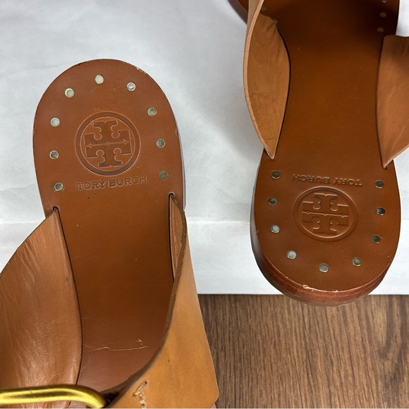 Tory Burch Tan Toe-Ring Sandals with Gold Accent - Picture 2 of 9